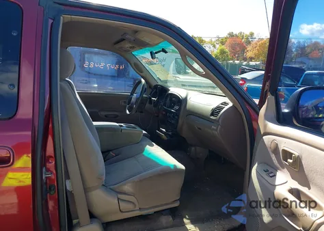 2000 Toyota Tundra Sr5 V8 z USA, uszkodzony, nr VIN 5TBBT4412YS096290